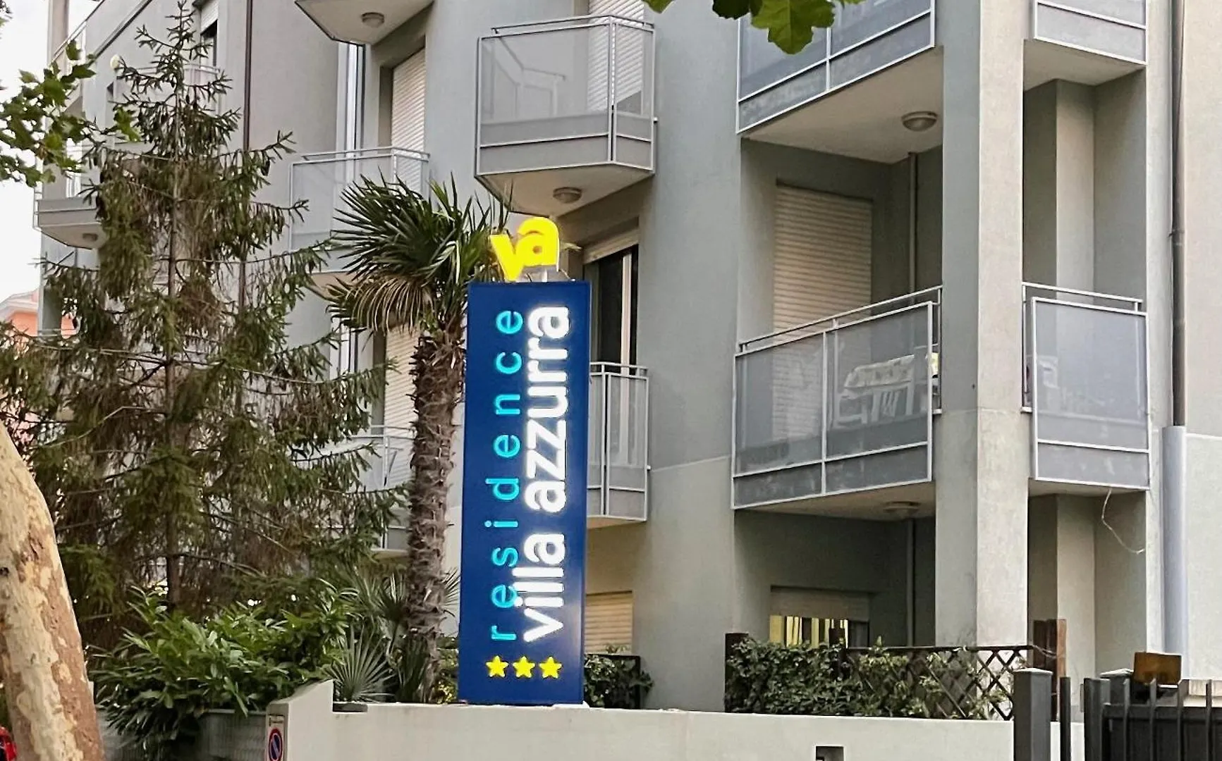 Residence Villa Azzurra Rimini 3*,  Italy