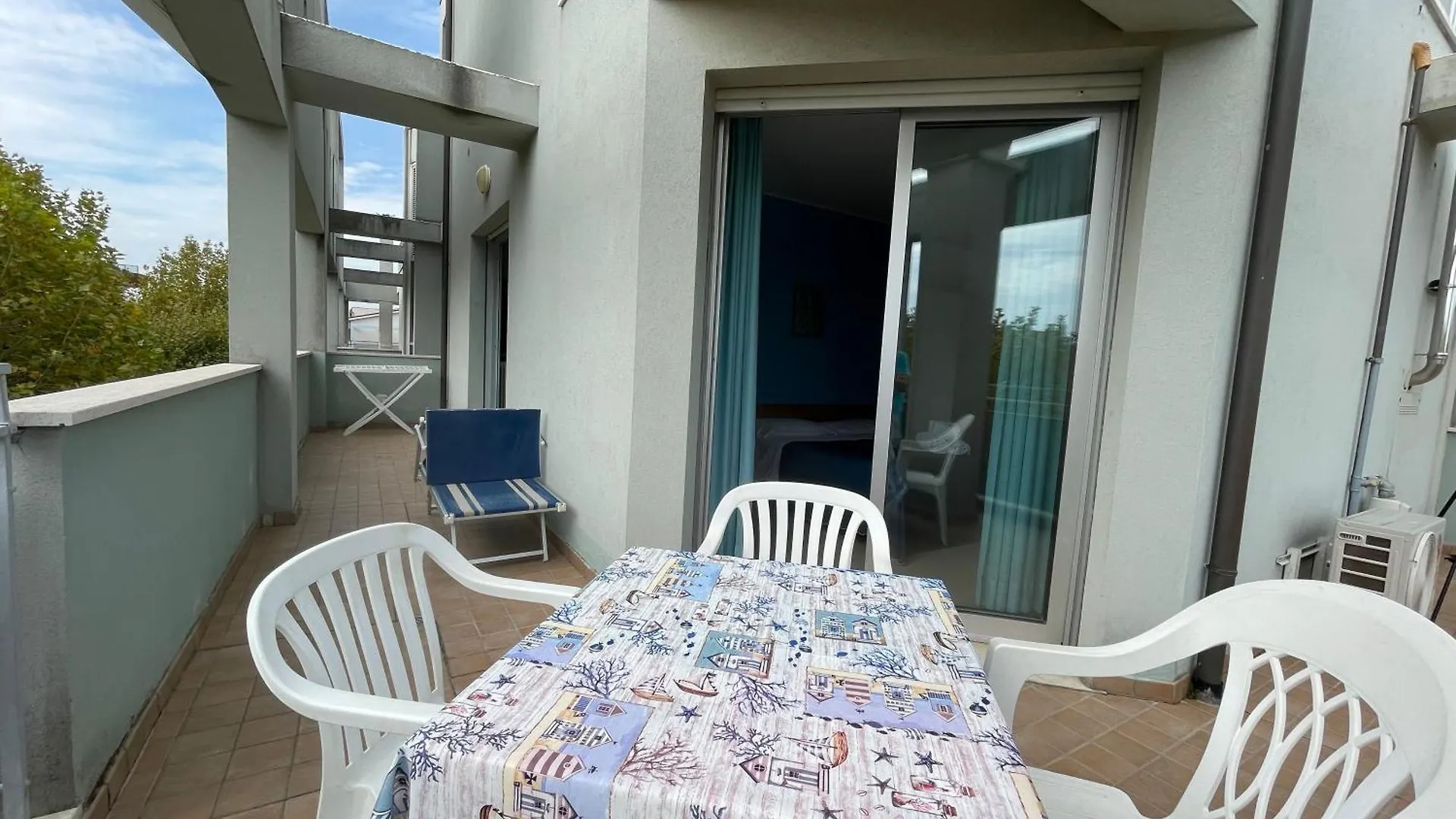 Residence Villa Azzurra Rimini 3*,  Itália
